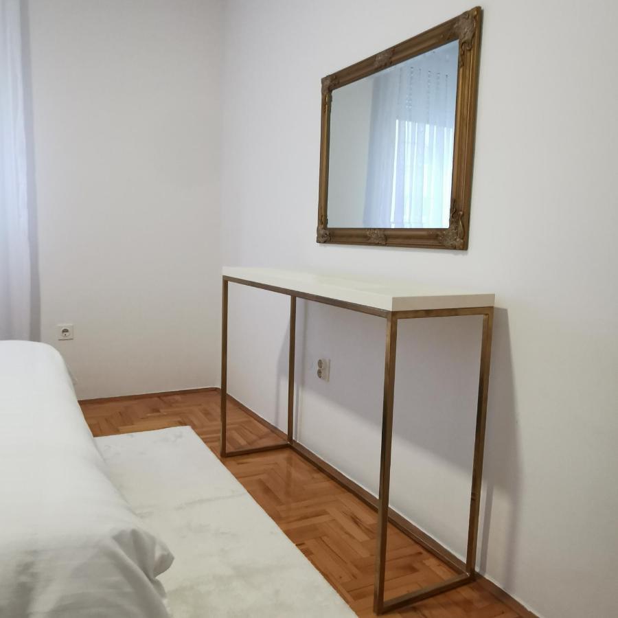 Family Apartment Tuzla Exterior foto